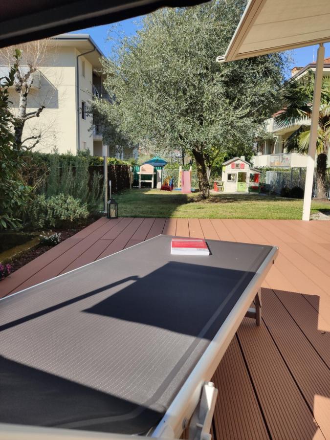 Family Garden Apartment Riva del Garda Exterior foto