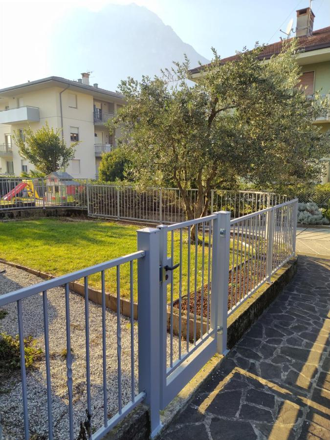 Family Garden Apartment Riva del Garda Exterior foto