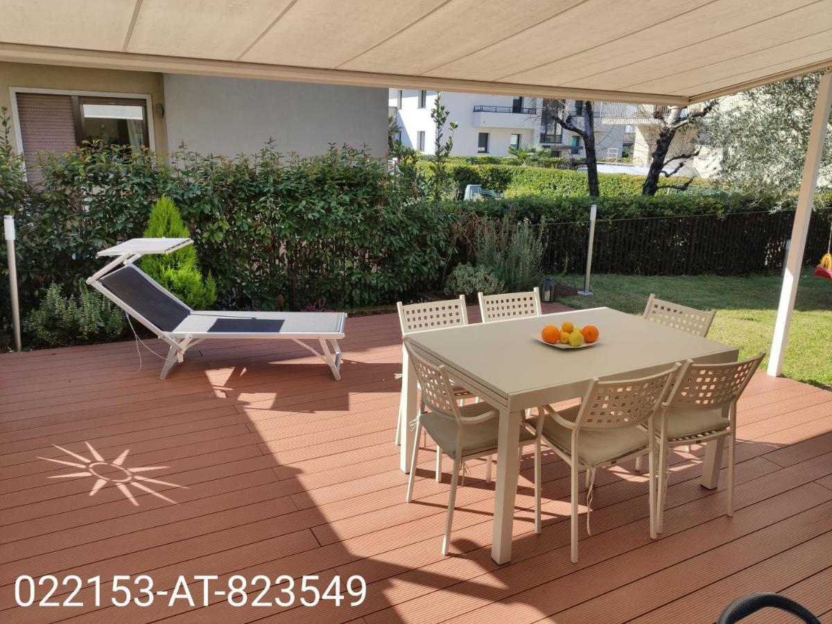 Family Garden Apartment Riva del Garda Exterior foto