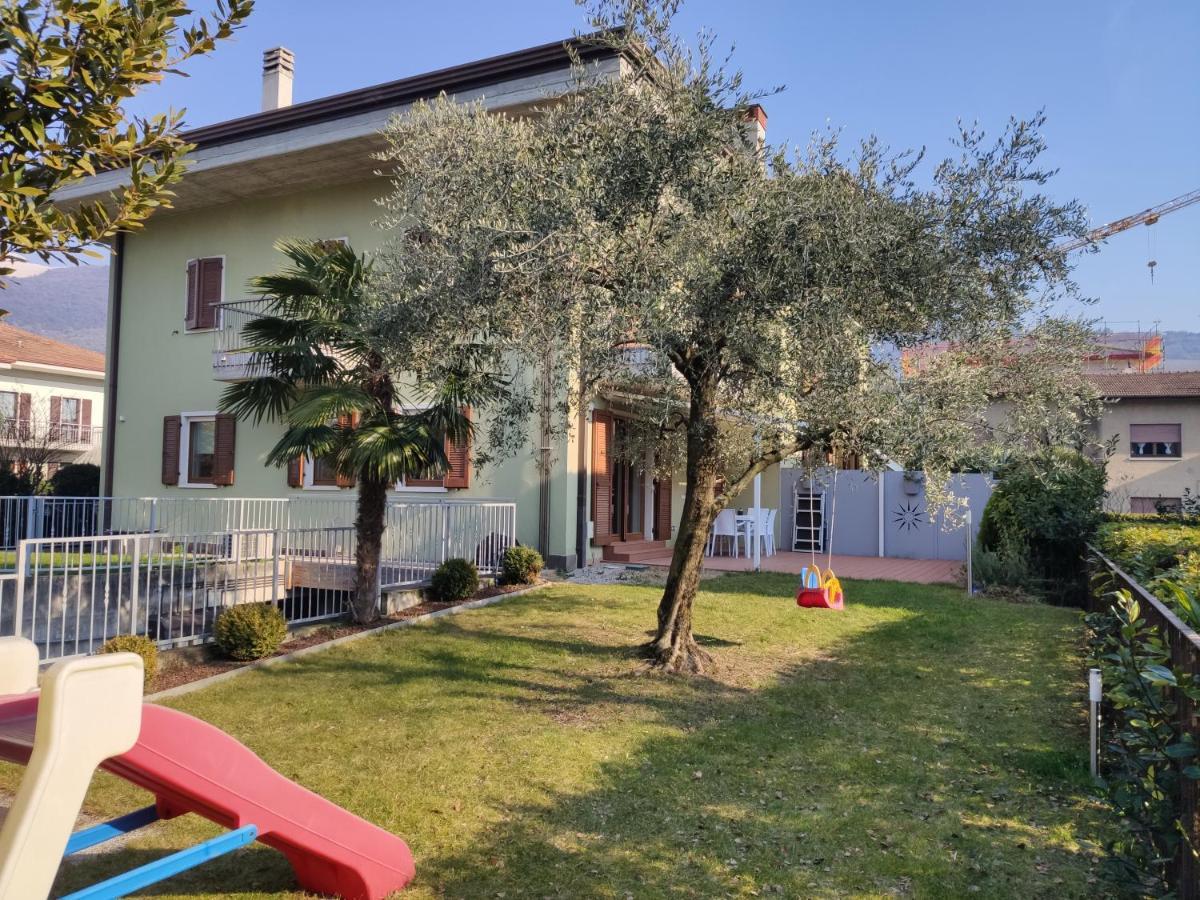 Family Garden Apartment Riva del Garda Exterior foto